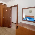 Bettencourt House