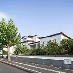 בית נופש Bettencourt House סנטה קרוז דה גרסיוזה