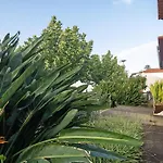 בית נופש Bettencourt House סנטה קרוז דה גרסיוזה