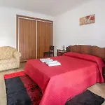 בית נופש Bettencourt House *