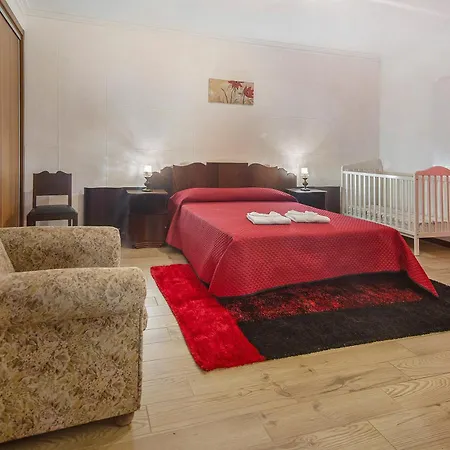 Bettencourt House Holiday home *